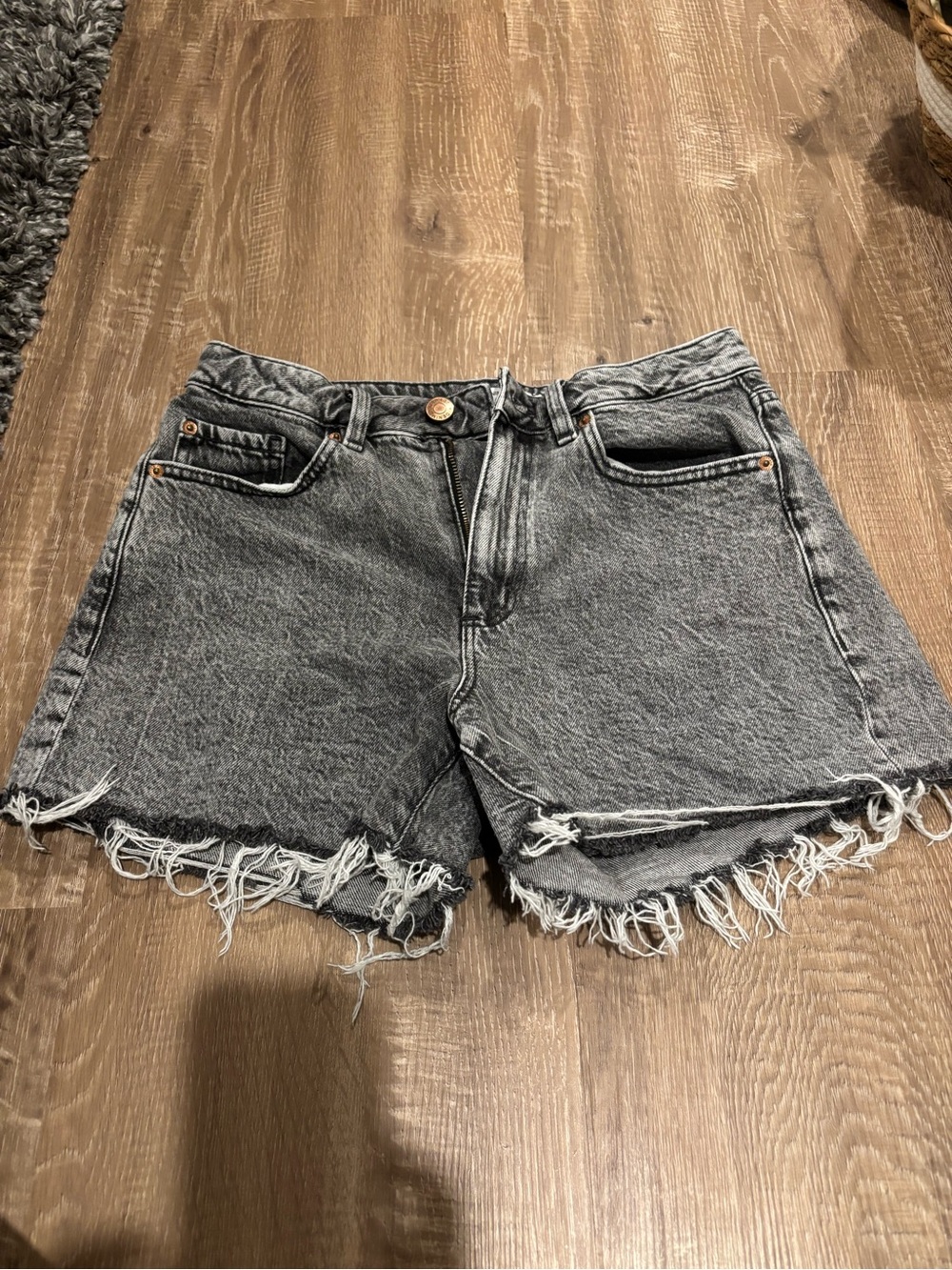 Garage Women's Washed Gray High-Rise Frayed Denim Shorts